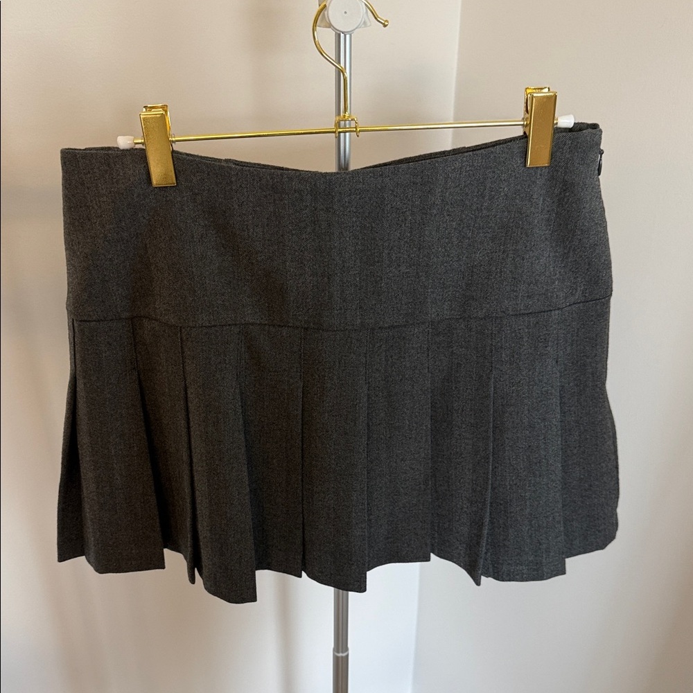 Classic Gray Pleated Skort